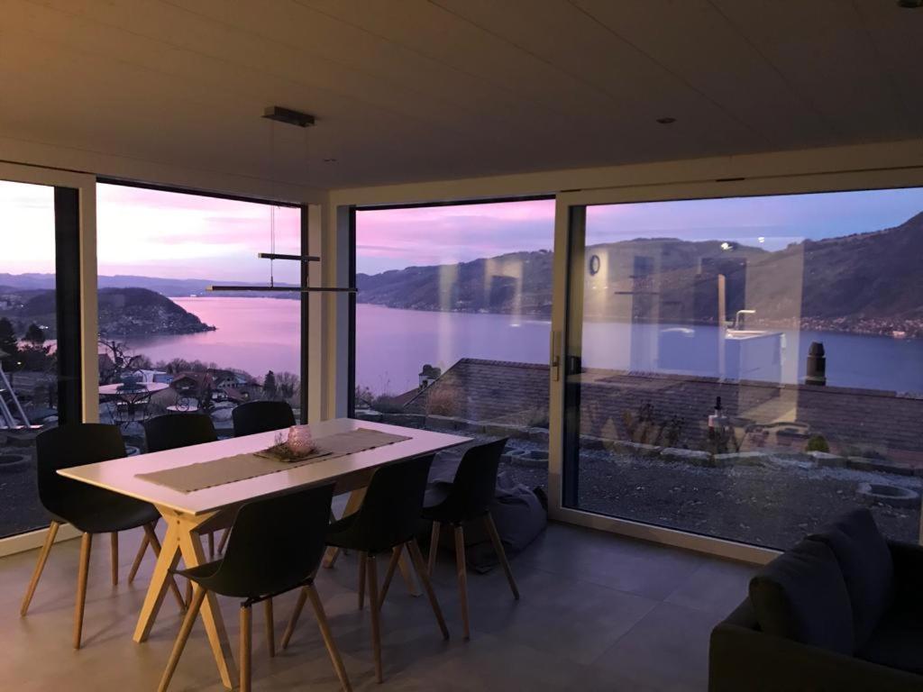 Moderne Unterkunft Mit Panoramablick Auf Thunersee Krattigen ภายนอก รูปภาพ