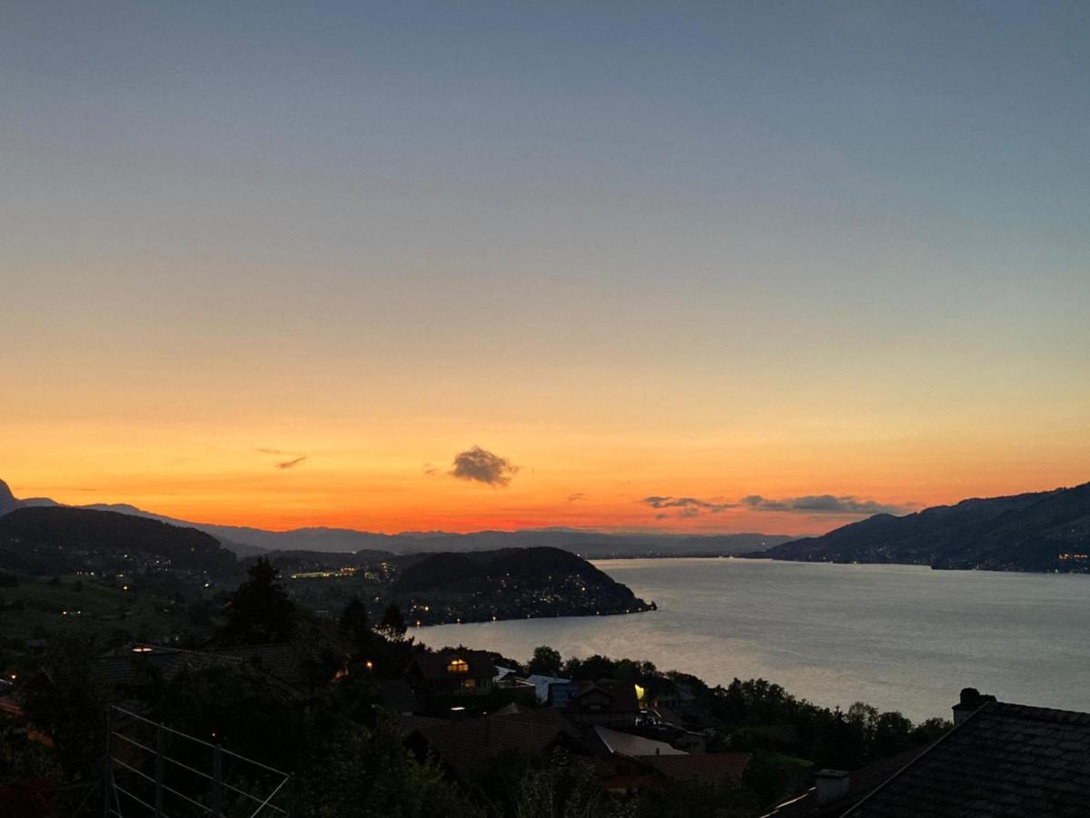 Moderne Unterkunft Mit Panoramablick Auf Thunersee Krattigen ภายนอก รูปภาพ